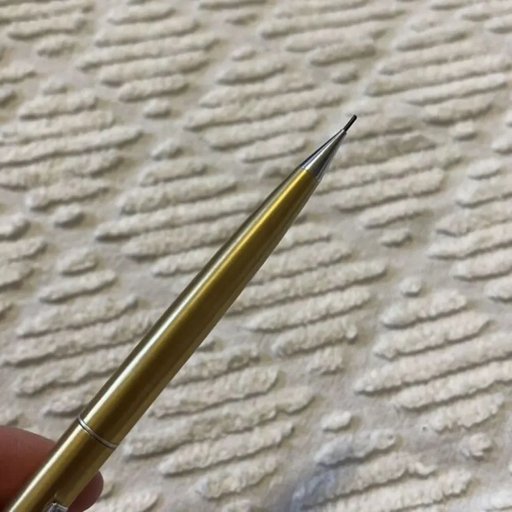 N/A gold tone